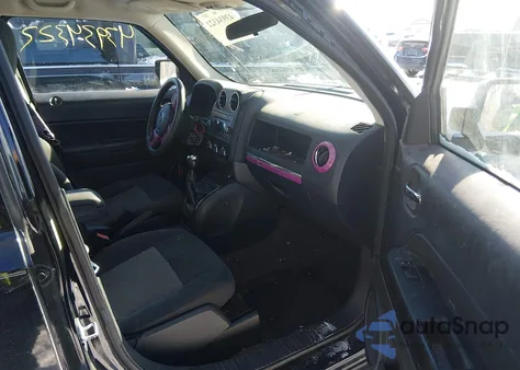 2014 Jeep Patriot Sport z USA, uszkodzony, nr VIN 1C4NJPBAXED715899